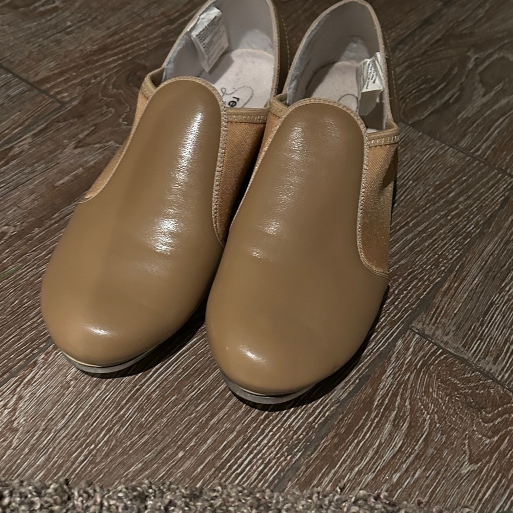 Women's Tan Tap Shoes